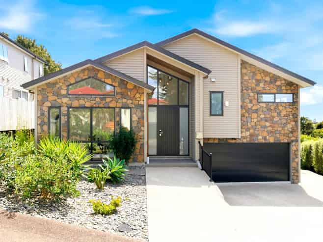 24 Lorikeet Place, Unsworth Heights