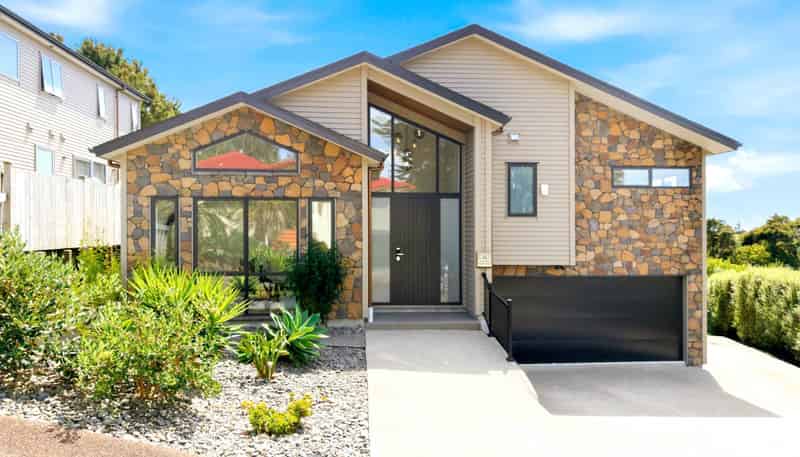 24 Lorikeet Place, Unsworth Heights