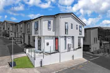 17/10 Silver Moon Road, Albany Heights