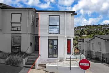17/10 Silver Moon Road, Albany Heights