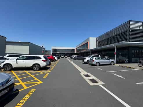 Be apart of Papamoa’s Thriving Commercial Hub