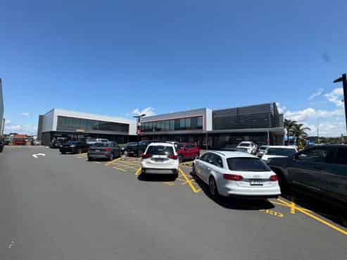 Be apart of Papamoa’s Thriving Commercial Hub