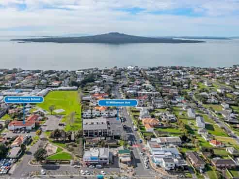 1,2,3,5/16 Williamson Avenue, Belmont