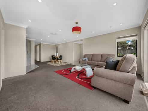 48 Beaubank Road, Kelston