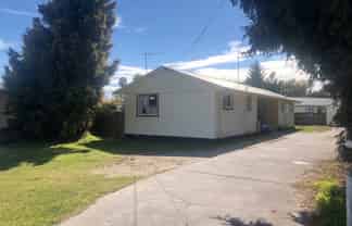 5a Robinson Avenue, Holdens Bay