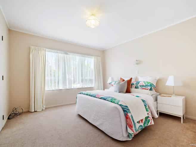 1/16 Williamson Avenue, Belmont