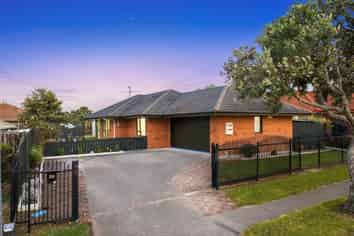 47 Michael Jones Drive, Flat Bush