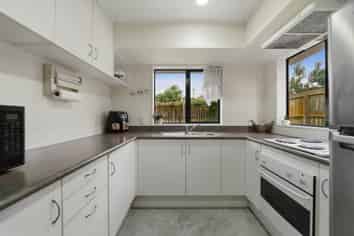 47 Michael Jones Drive, Flat Bush