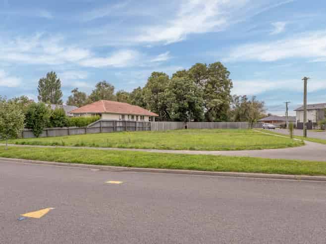 54 Emmett Street, Shirley