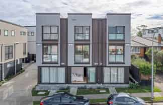 2/16 Williamson Avenue, Belmont