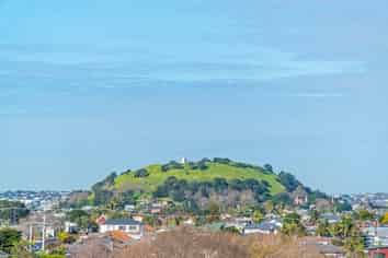 3/16 Williamson Avenue, Belmont