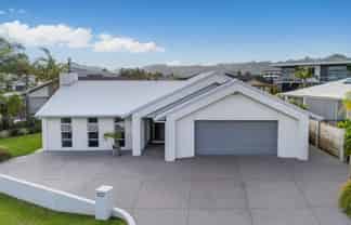 30 Aquila Drive, Whitianga