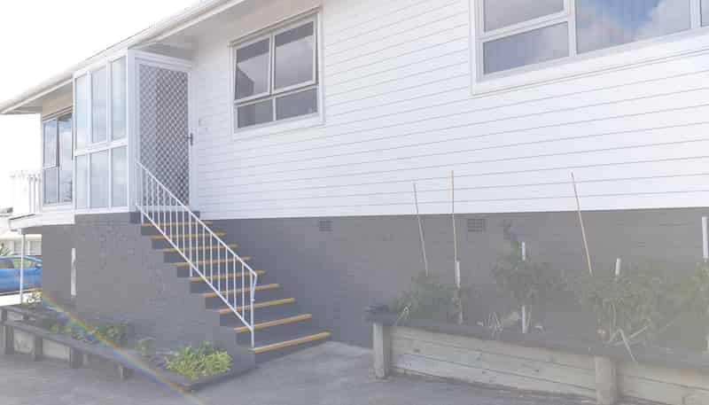 1/104 Bond Crescent , Forrest Hill