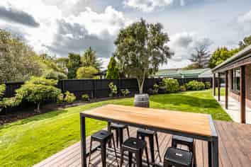 10 Bowie Drive, Woodend