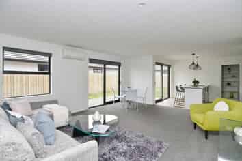 5 Bill Hammond Drive, Belfast