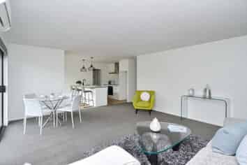 5 Bill Hammond Drive, Belfast