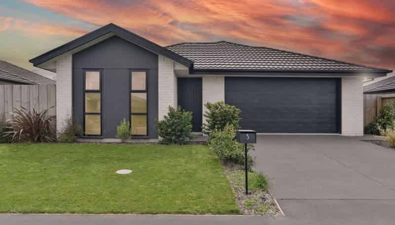 5 Bill Hammond Drive, Belfast