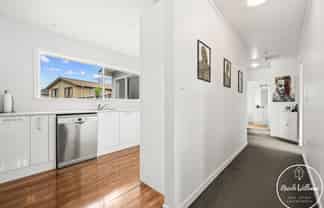 5 Hebe Lane, Maungaturoto