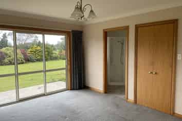 638 Paterson Road, Waimumu