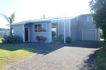 115 Rangi Avenue, Whangamata