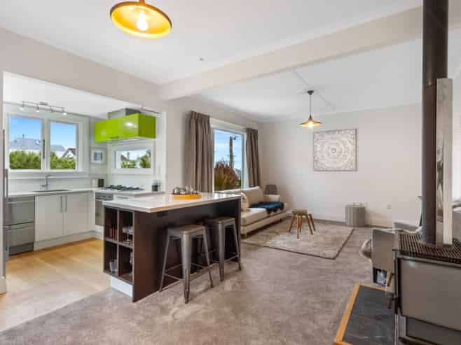 38 English Avenue, Kenmure