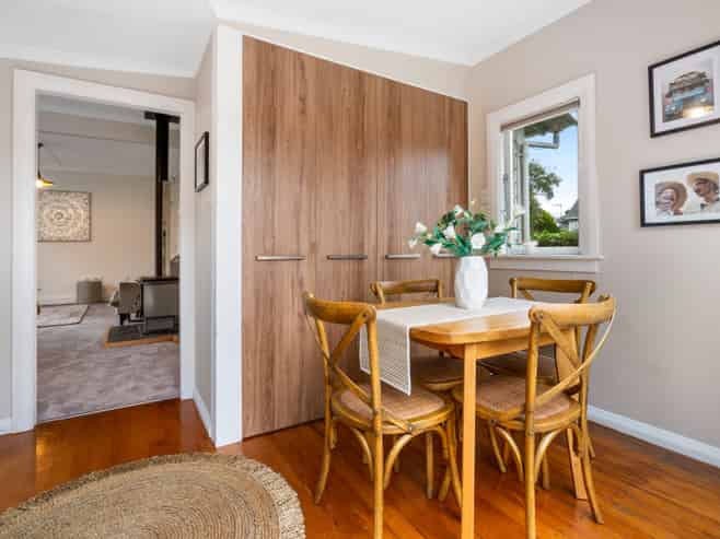 38 English Avenue, Kenmure