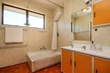 24 Brucefield Avenue, Netherby