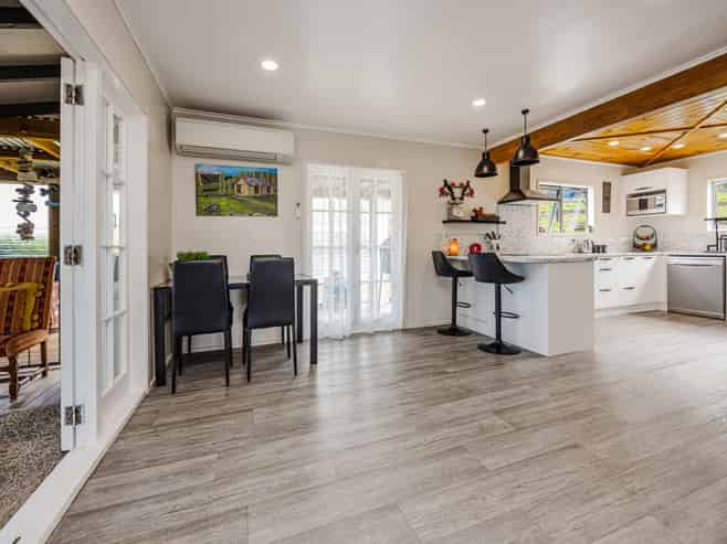 613 Paparata Road, Bombay