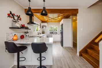 613 Paparata Road, Bombay