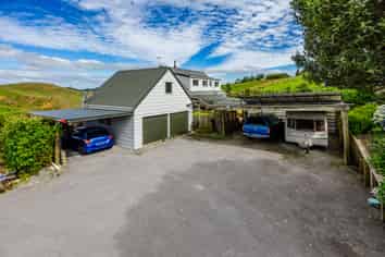 613 Paparata Road, Bombay