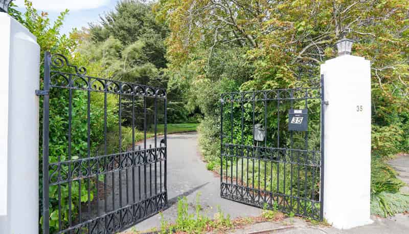 35 Wellesley Avenue, AVENAL