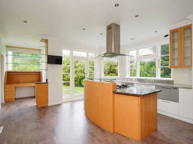 35 Wellesley Avenue, AVENAL