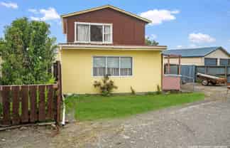 2 Campbell Terrace, Motunau