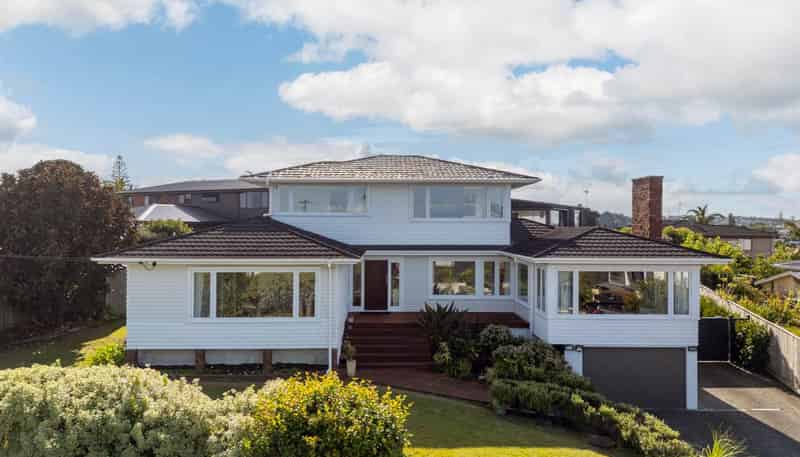 144 Beach Road, Campbells Bay