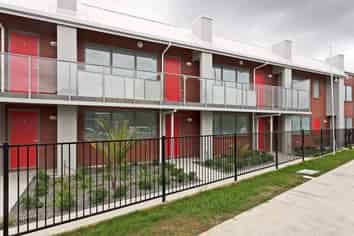 07/26 Railway Street West, Papakura