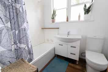 44 Jellicoe Drive, Hamilton East