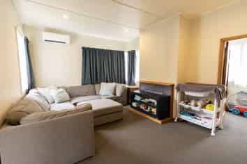 44 Jellicoe Drive, Hamilton East