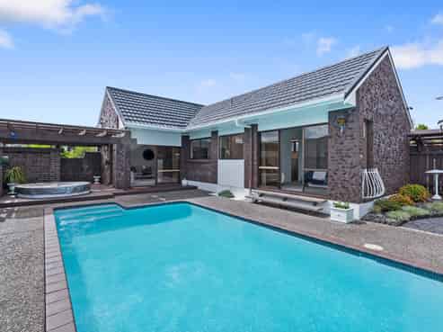 1 Bolton Street, Blockhouse Bay