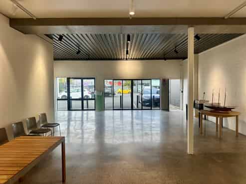 Kingsland showroom with roller door access