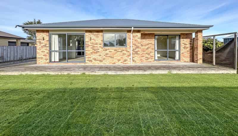 35 Ball Street, Kingswell