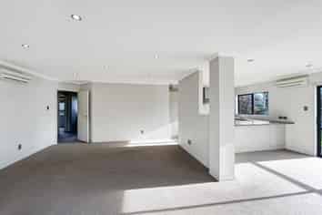 35 Ball Street, Kingswell