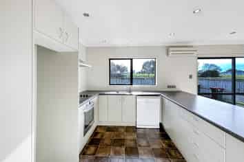 35 Ball Street, Kingswell