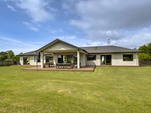250 Meeanee Road, Meeanee