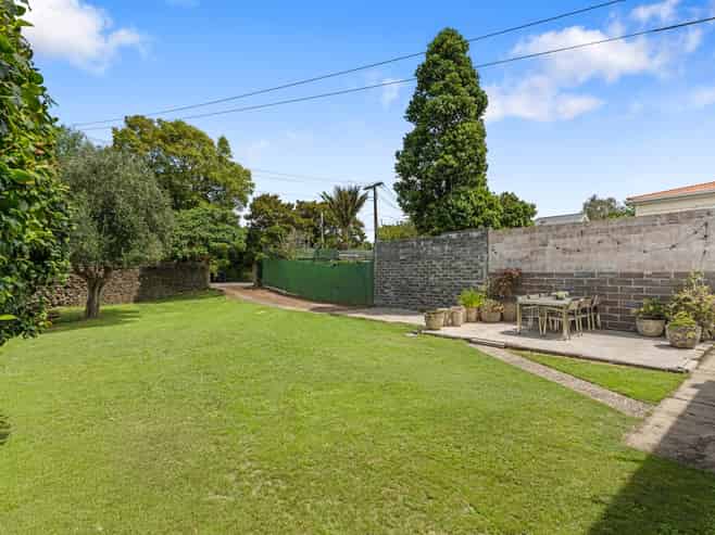 16 Akiraho Street, Mount Eden