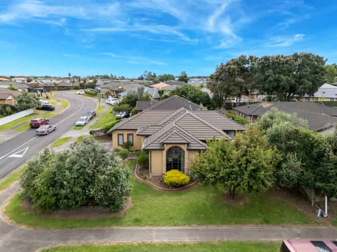 25 Peninsula Road, Mangere