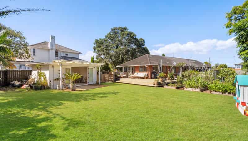 4/236 Lake Road, Hauraki