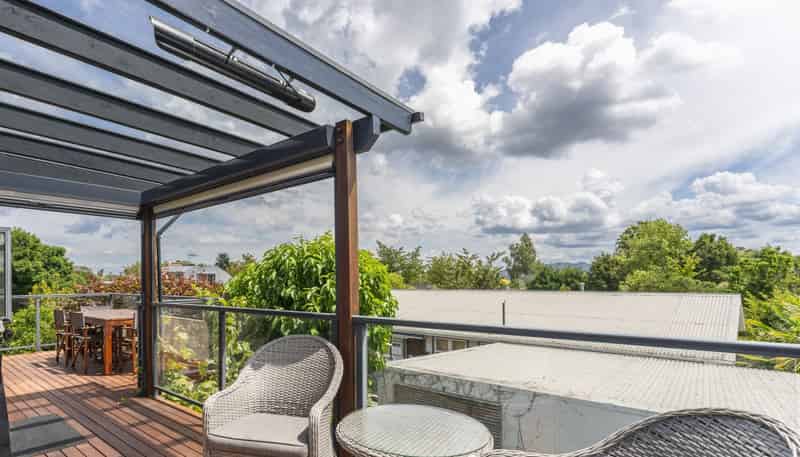 2/54 Hawai Street, Two Mile Bay