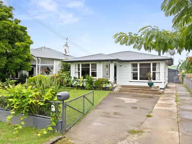 37 Wellington Street, Te Hapara
