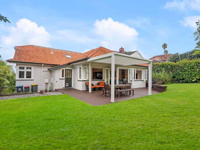 65 St Andrews Road, Epsom