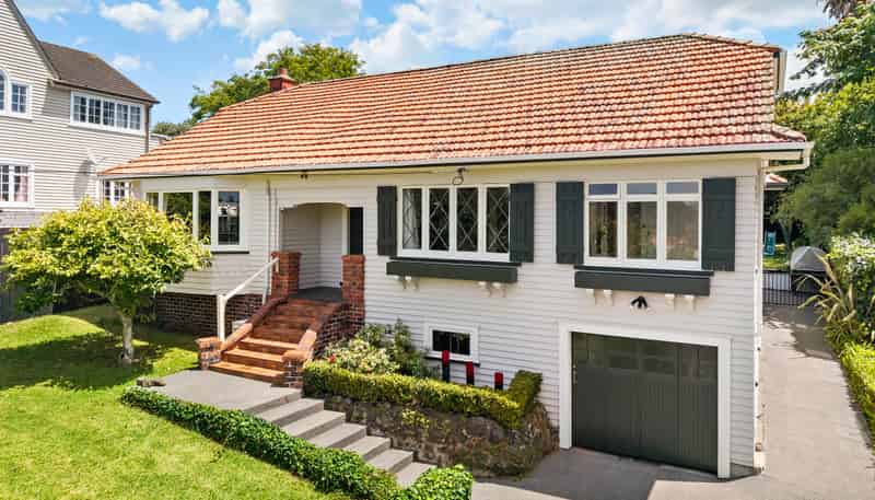 65 St Andrews Road, Epsom